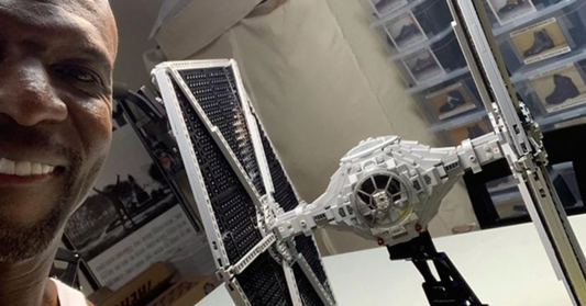 Celebrities who love LEGO toys