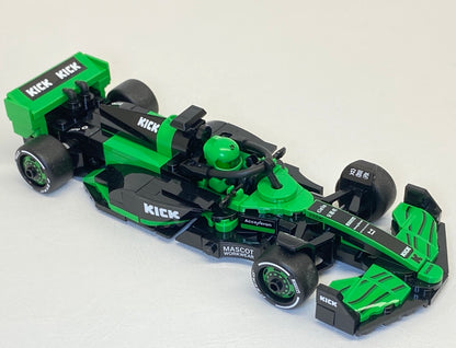 LEGO Speed Champions KICK Sauber F1 Team C44 Set #77247 As Pictured