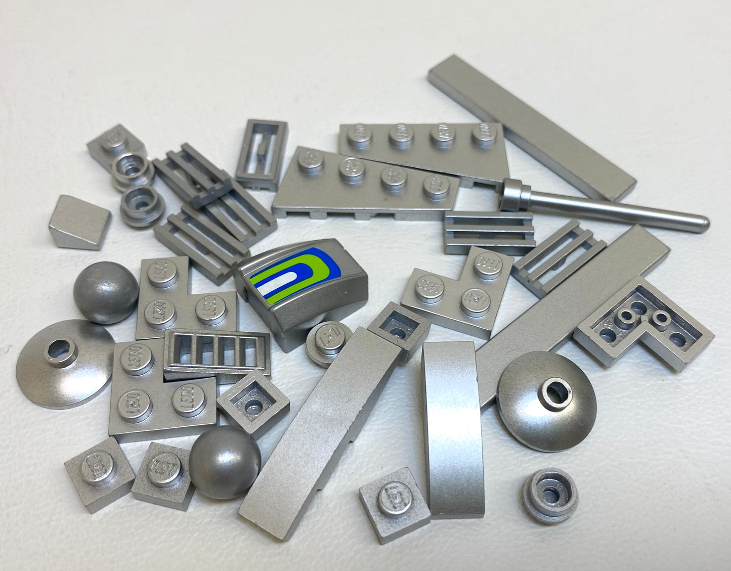 LEGO Metallic Silver Fun Pack Mixed Small Pieces Tiles Plates Slopes and More