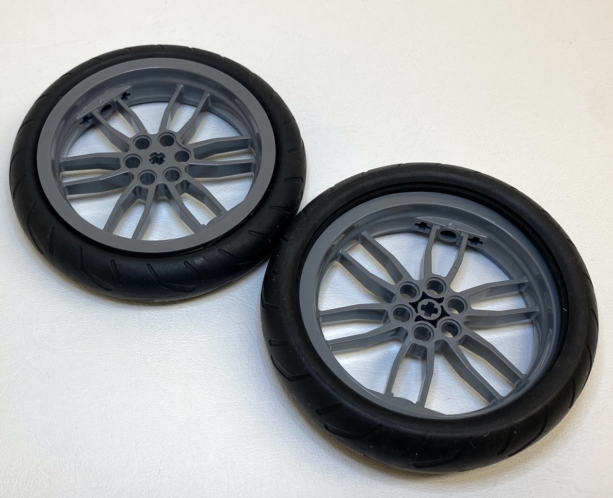 LEGO Technic Motorcycle Tyre 94.2x22 Pack of 2 With Dark Bluish Grey Hub