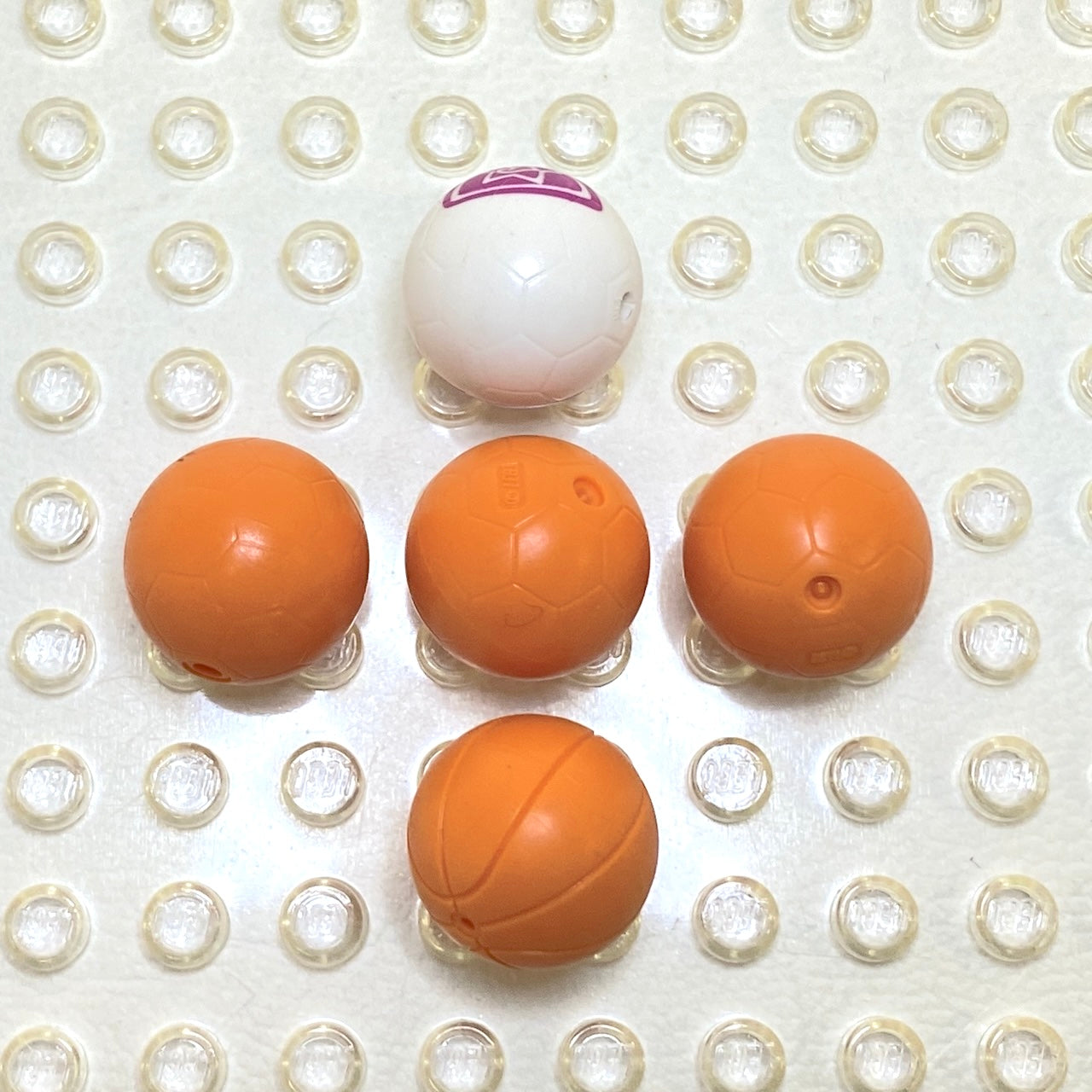 LEGO Basketball / Soccer Ball Pack of 5 Mixed Colours City / Sports / Friends