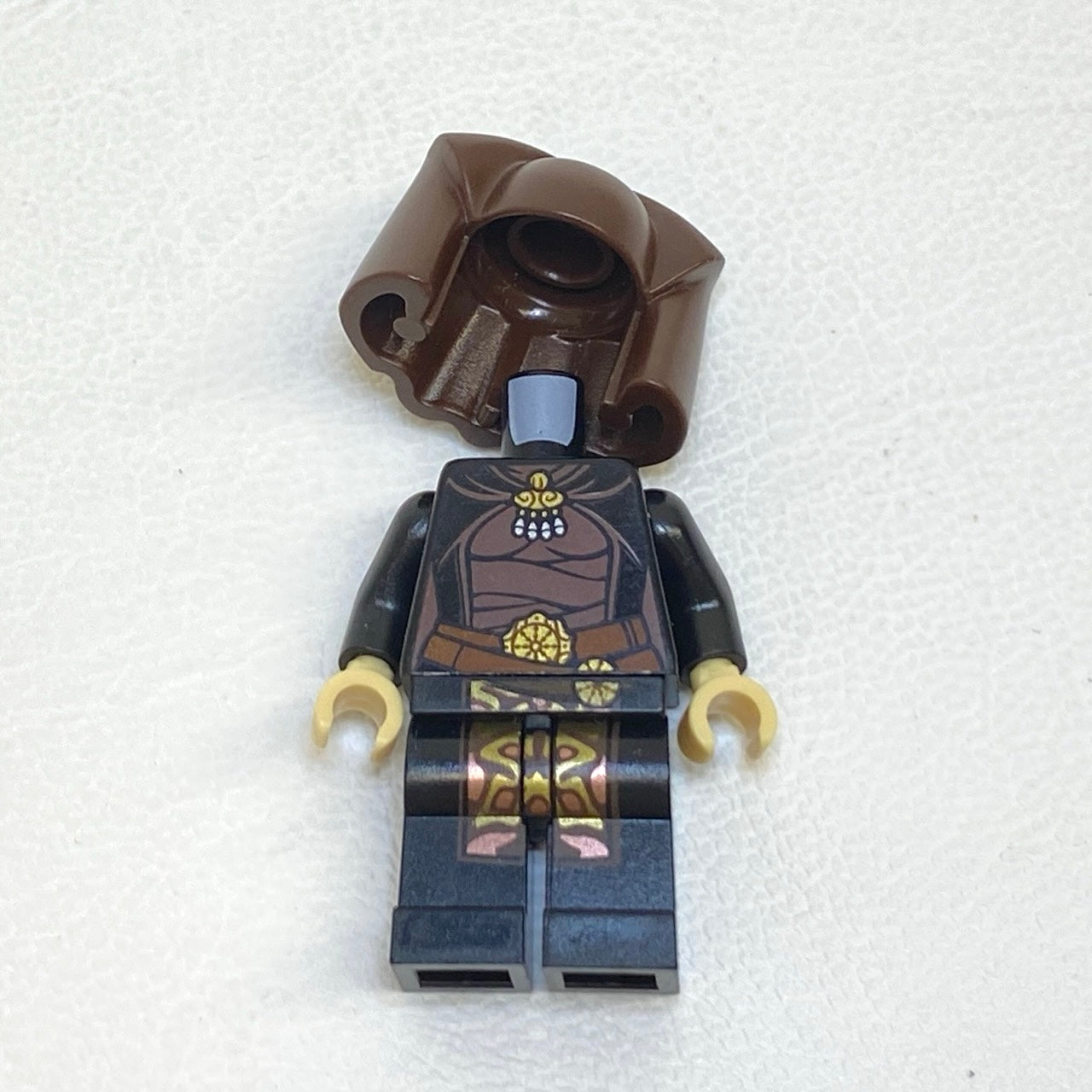 LEGO Star Wars Legs Torso and Headcover for Luminara Unduli Minifigure