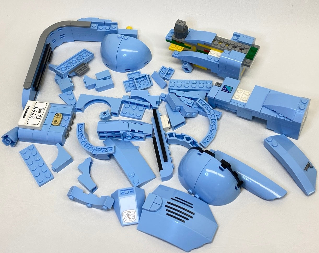 LEGO Bright Light Blue Fun Pack Mixed "Chunks" from Creator Vespa 125 Scooter Set #10298
