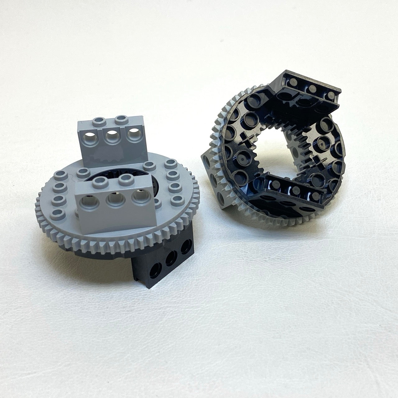 LEGO Technic Turntable 56 Tooth Pack of 2 Black/Light Bluish Grey