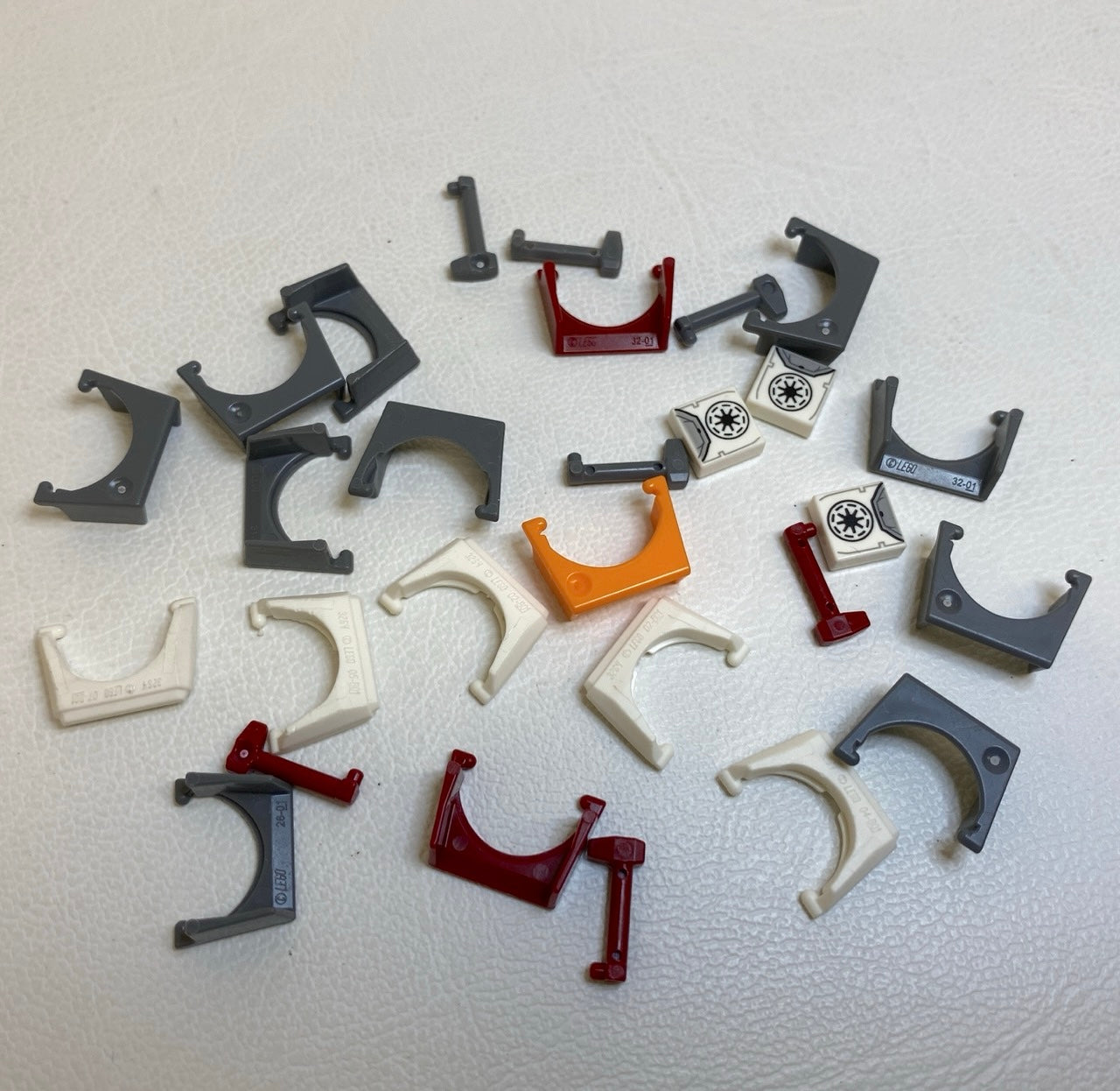 LEGO Star Wars Clone Trooper Minifigure Accessory Pack Mixed Visors Rangefinders Tiles