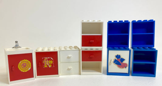 LEGO Vintage Homemaker Fun Pack Mixed Cupboards / Cabinets / Drawers and The Kitchen Sink