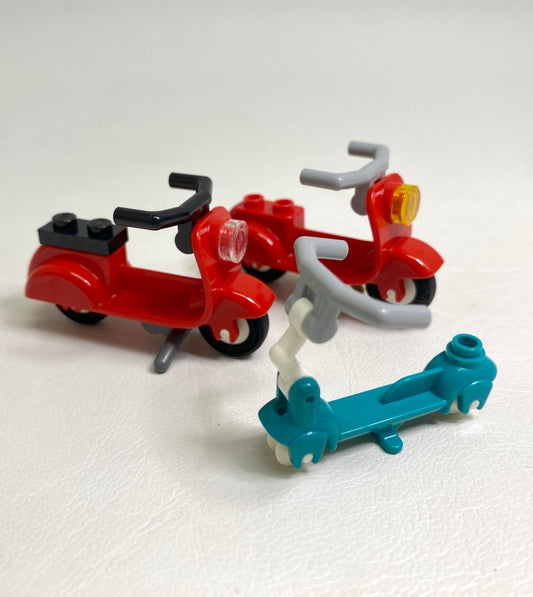 LEGO Scooter Pack of 3 Mixed Colours City Friends