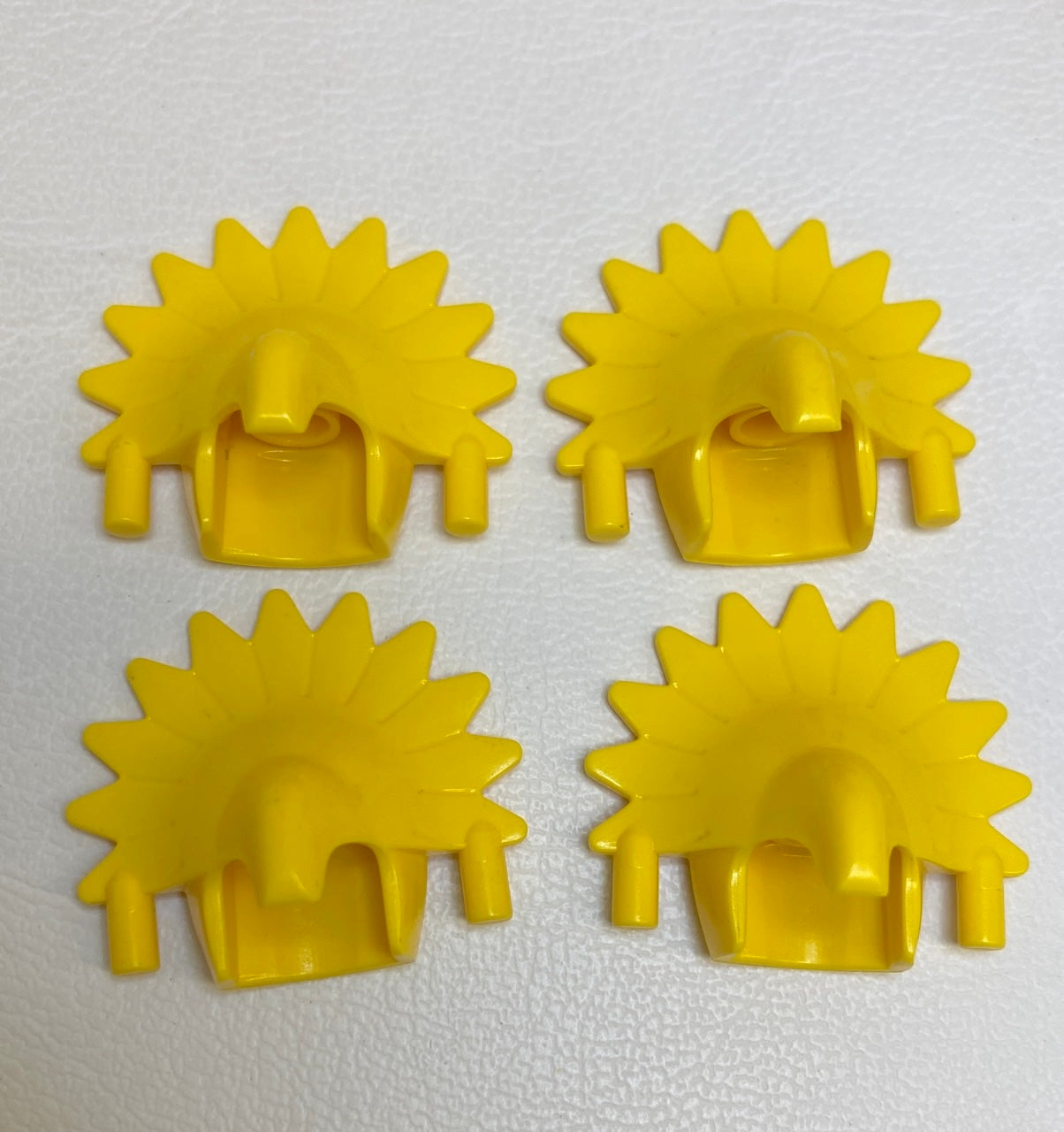 LEGO Aventurers / Pirates Jungle Headdress Pack of 4 Yellow