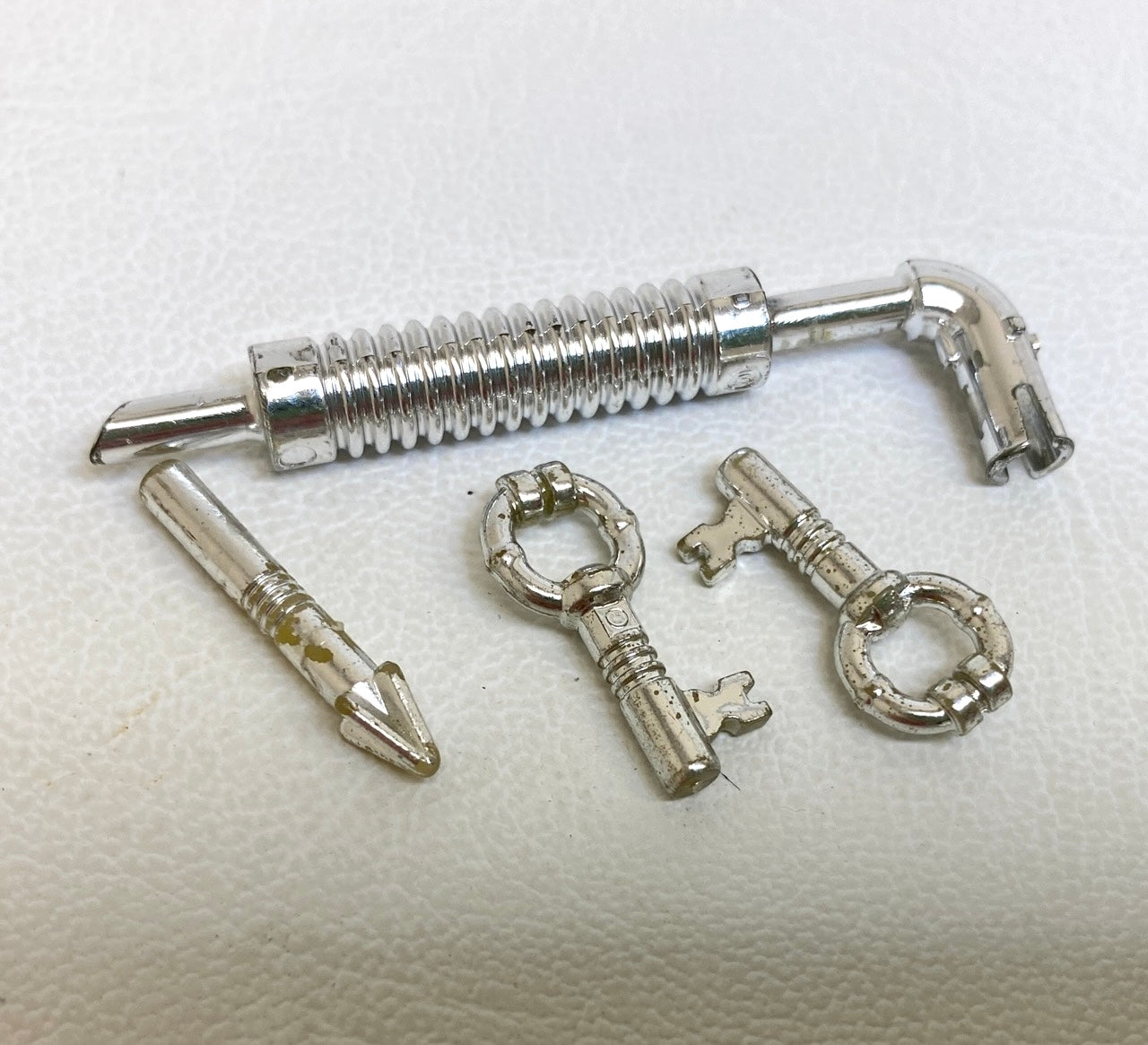 LEGO Chrome Silver Fun Pack Keys / Exhaust Pipe / Harpoon