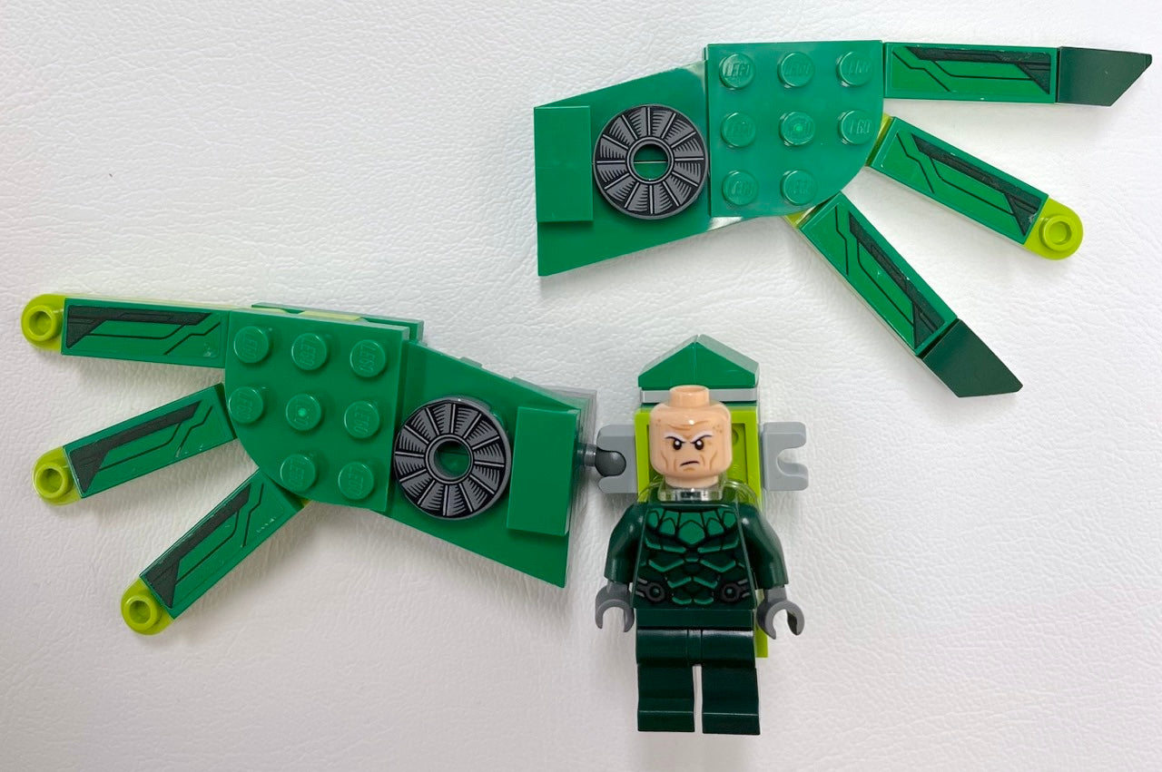 LEGO Marvel Superheroes Vulture Minifigure with Wings - As Pictured