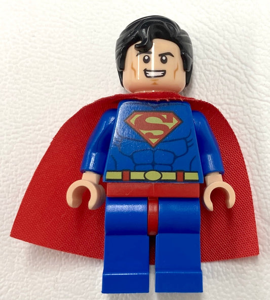 LEGO DC Superheroes Superman Minifigure Dimensions